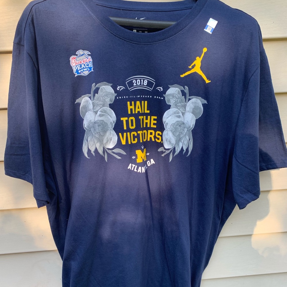 NEW NIKE JORDAN UofM Peach Bowl 2018 Size XXL